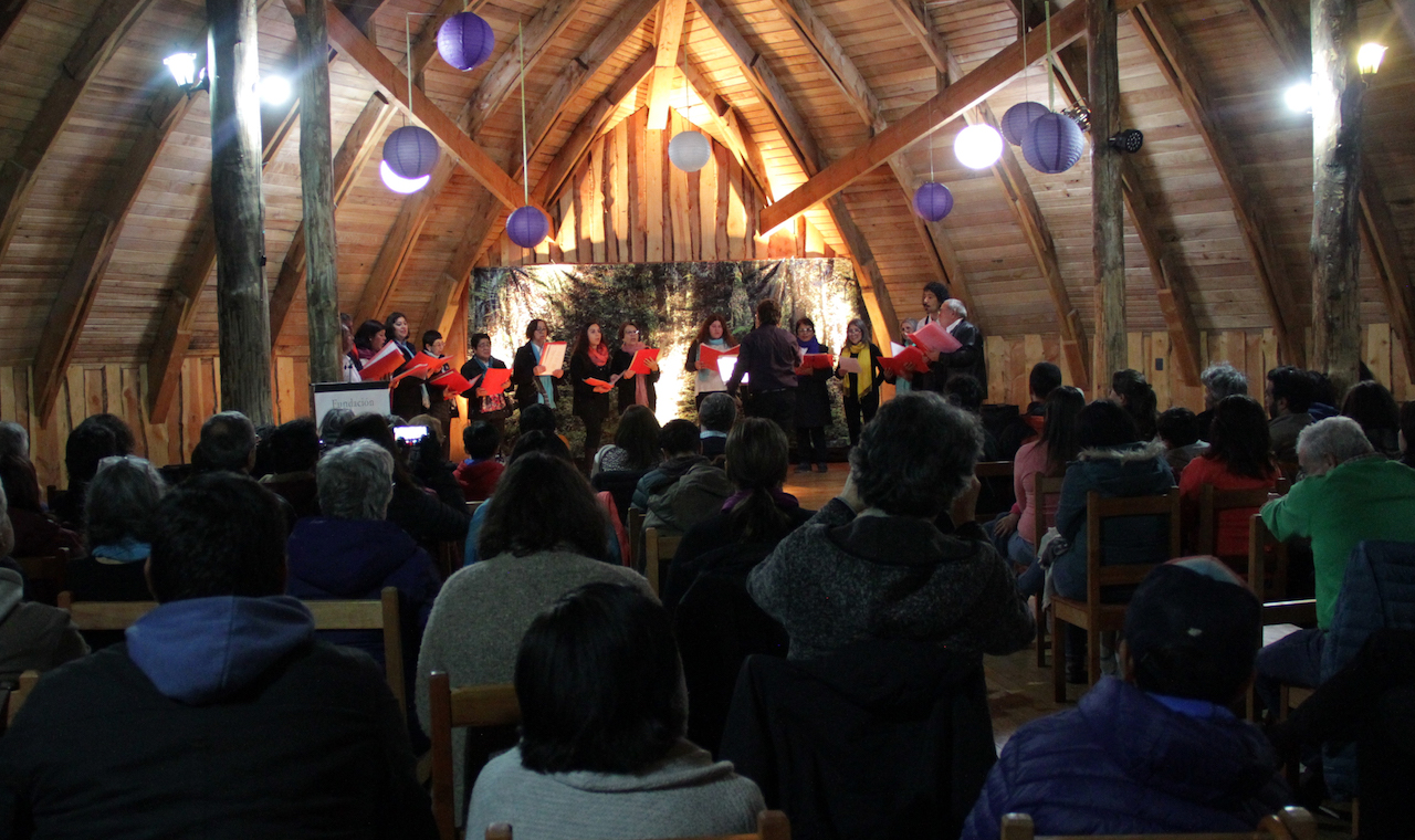 Coros de Argentina y Chile participaron del Encuentro Coral del Chucao organizado por Huilo Huilo