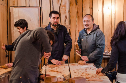 El año 2014 se retomo el taller detallado en madera con el Monitor, Dragomir Gonzalez, Filemon III.